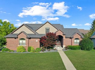 2 Kilborn Ct, Bloomington, IL 61704