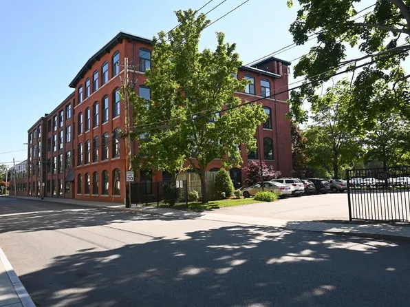 150 Rumford Ave APT 226, Mansfield, MA 02048