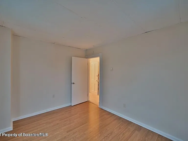 1345 Monsey Ave — Photo 20