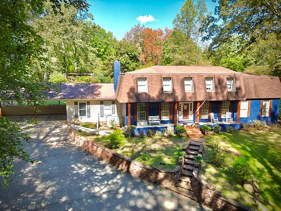 2nd image of 107 Dogwood Dr