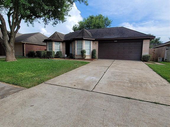 3rd image of 6018 Ollia Cir