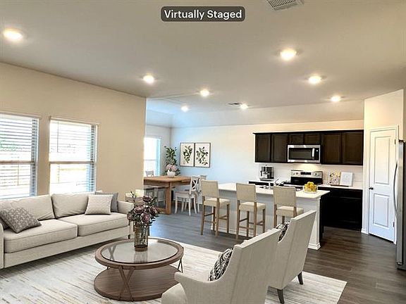 3rd image of 3433 Sweetwater Way