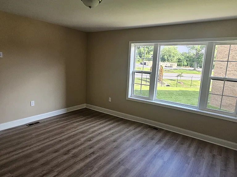 30X Hendrickson Ln #1 — Photo 9