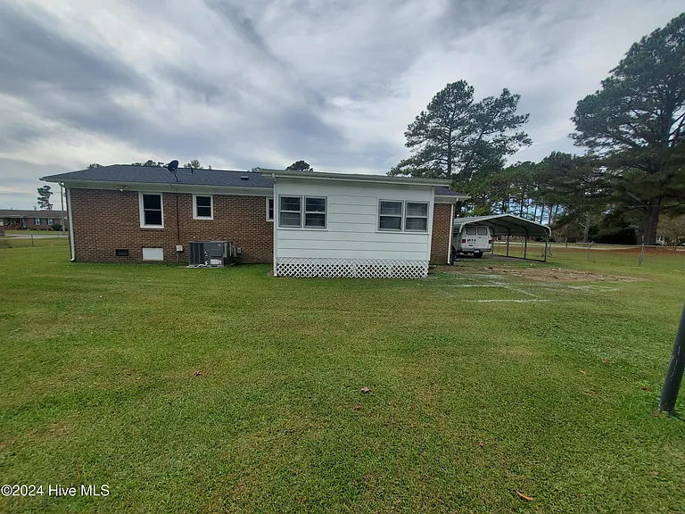 1847 Stanton Dr — Photo 19