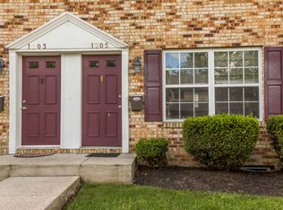 1205 Weybridge Rd, Columbus, OH 43220