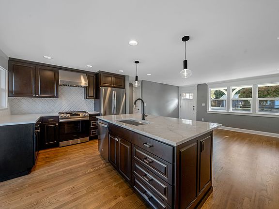 Gas range and high end hood vent.