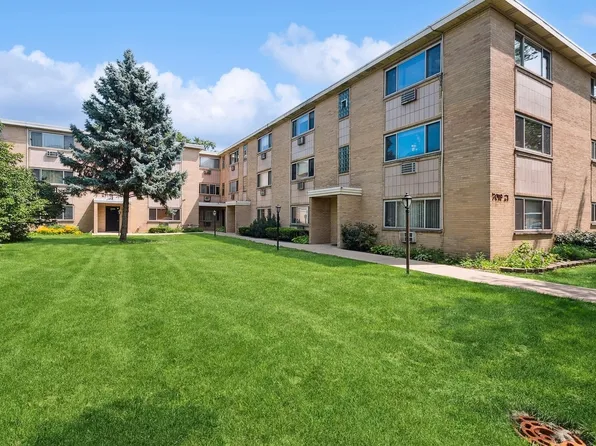 7019 N Ridge Blvd APT 3B, Chicago, IL 60645