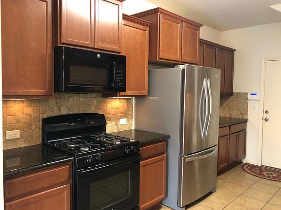 3rd image of 1620 Bryant Dr Unit 1103