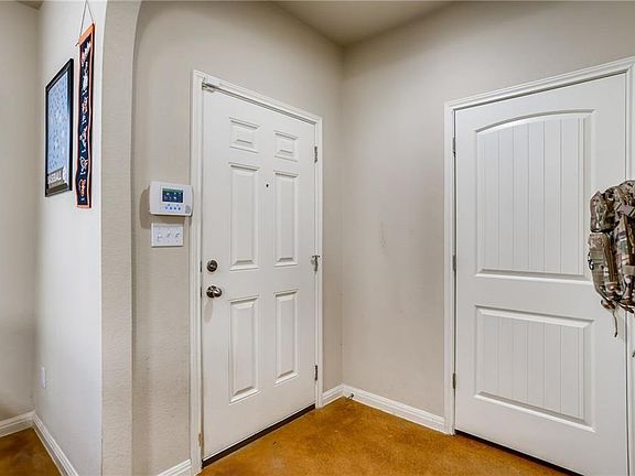 5th image of 4502 Esper Ln #305