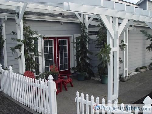 5th image of 8212 Warren Dr NW