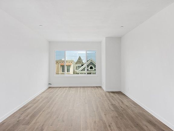 2nd image of 68 Diamond St #4