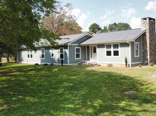 100 Gilbert Rd, Columbus, NC 28722