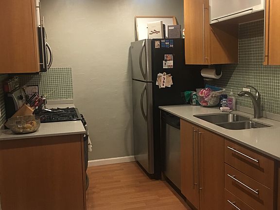 2nd image of 6882 N Kendall Dr