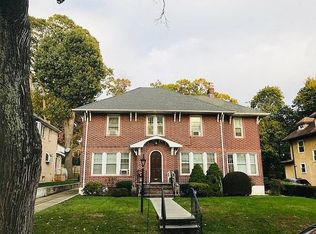 8691 Palo Alto St, Hollis, NY 11423