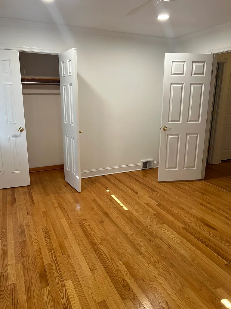 328 Dodds Ln photo 1