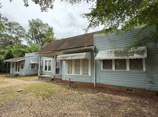 405 W College St, Carthage, TX 75633