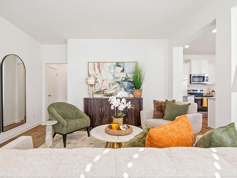1001 Homestead Dr — Photo 5