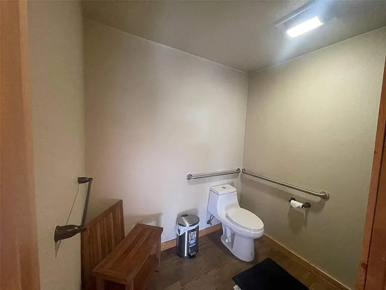 1104 Rorem Ave #3 — Photo 19