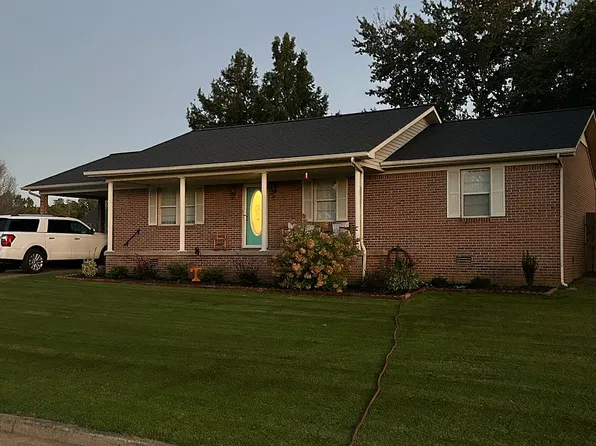 106 Glendale St, Greenfield, TN 38230