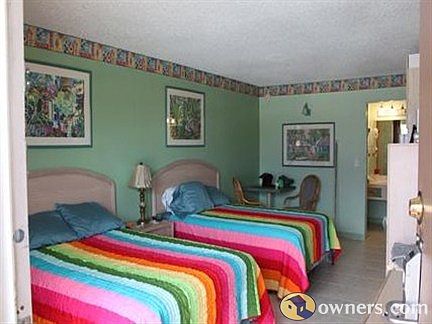 2 Full Size Beds in Condo/Unit in Resort