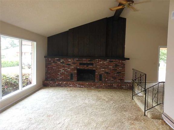 4th image of 2706 W Patti Ln