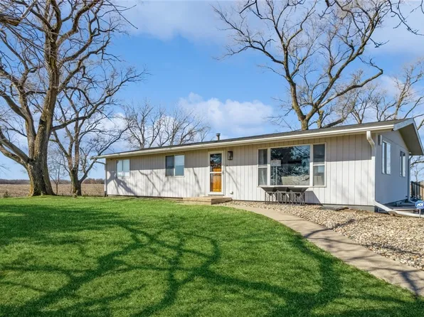 25153 V Ave, Waukee, IA 50263