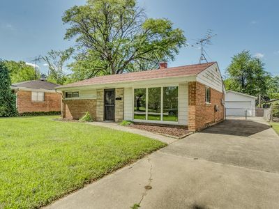 17932 Oakwood Ave, Lansing, IL, 60438