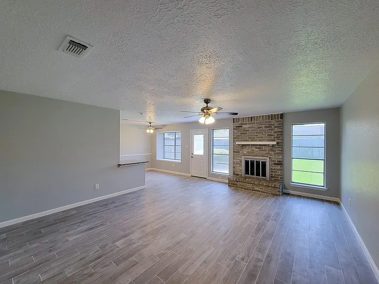 10115 Enchanted Stone Dr — Photo 5
