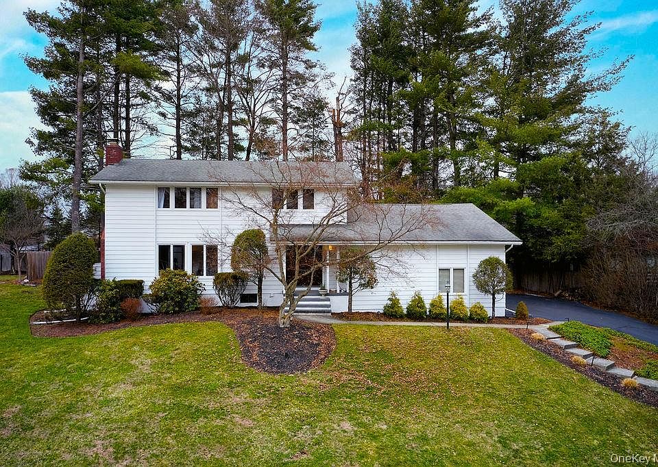 1st image of 42 Thornwood Drive