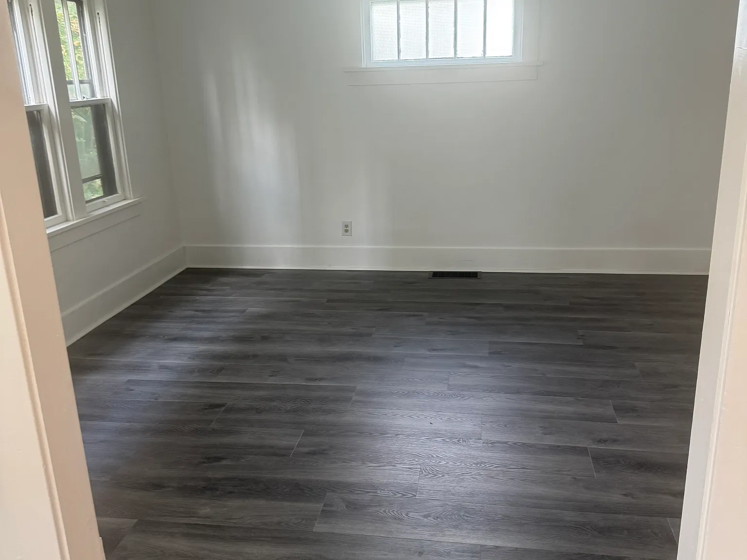 3 bed, 1.5 bath, $1,200 — Photo 4