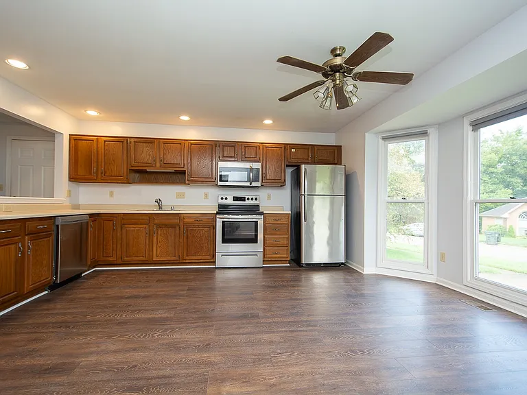 2708 Antone Pkwy — Photo 5