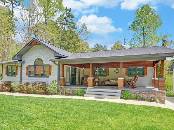 92 Whetrock Ln, Lakemont, GA 30552