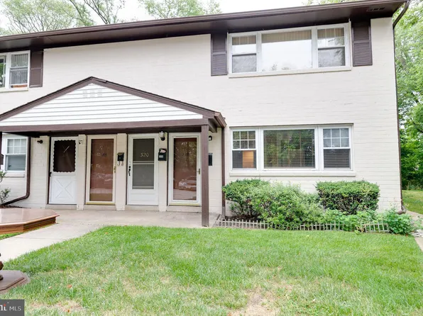 810 N Forklanding Rd Unit 319, Maple Shade, NJ 08052