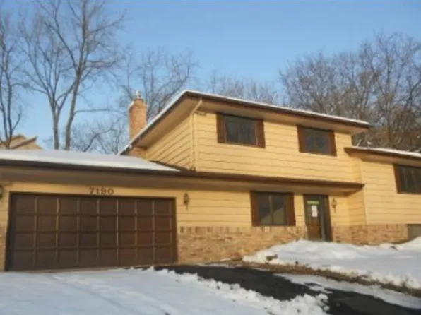 7190 Annapolis Cir N, Maple Grove, MN 55311