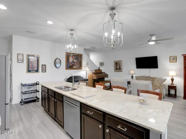 3083 ZEYNO Drive, Middleburg, FL 32068