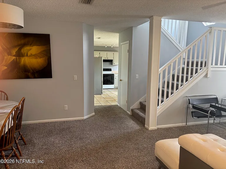 12323 Silent Brook Trl N — Photo 7