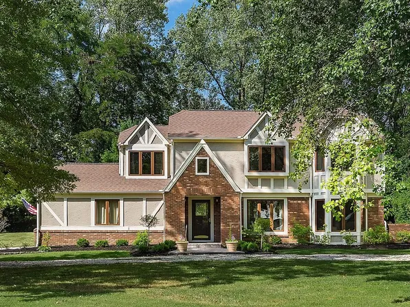 9153 Robinhood Cir, Westerville, OH 43082