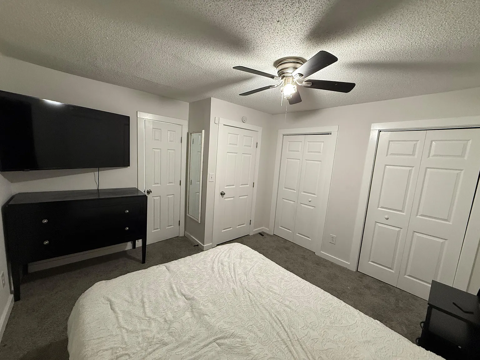 3 bed, 2.0 bath, 1000 sqft, $944 — Photo 3