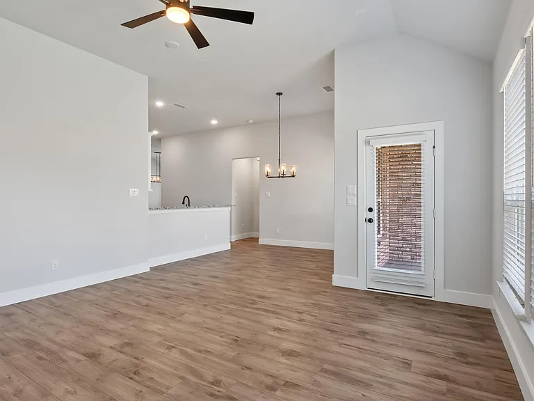 6205 Tahoe Winds Dr — Photo 13