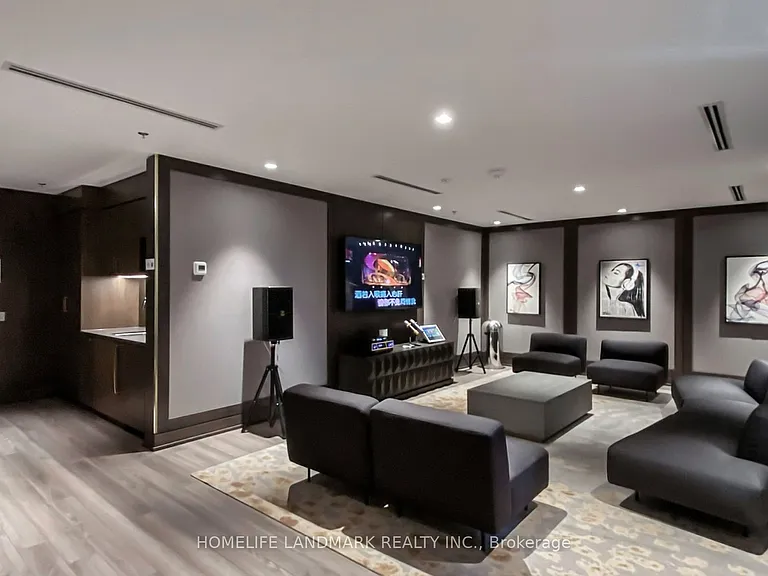 268 Buchanan Dr #216W — Photo 16