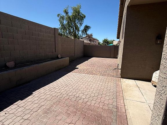 3rd image of 16837 N 18TH Place
