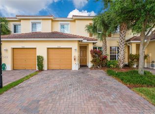 3304 NW 31st Ter, Oakland Park, FL 33309