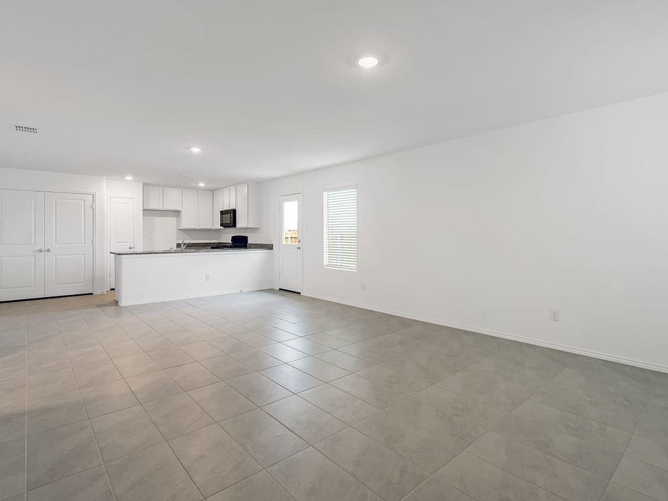1st image of 7109 Gray Wolf Ln