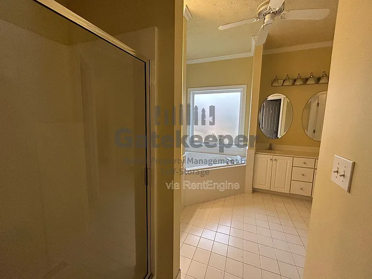 111 Hanbury Ln — Photo 13