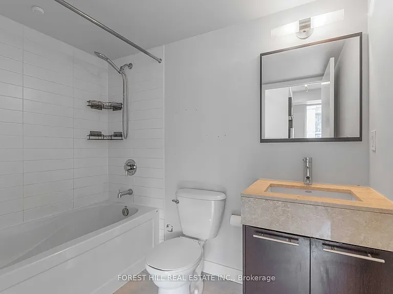 126 Simcoe St #1407 — Photo 19
