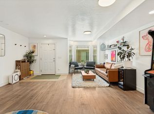 109 S Tamarak Cir, Lehi, UT 84043