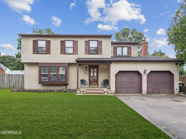 35 Cherry Tree Circle, Howell, NJ 07731