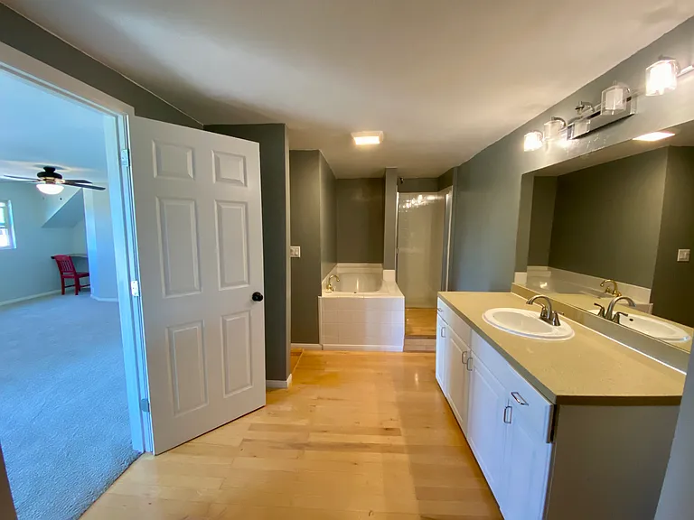 2761 Joan Ln — Photo 51