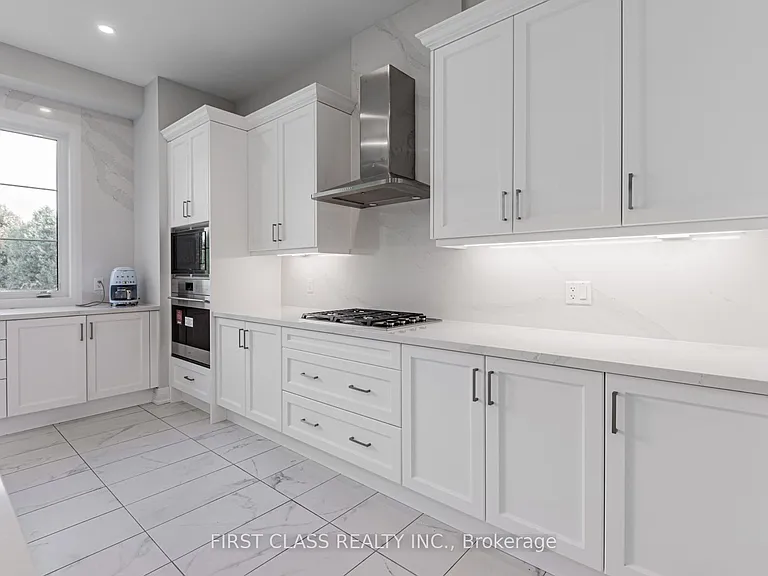 15 Kenneth Campbell Ct — Photo 11