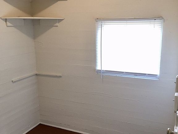 2nd image of 808 Sheldon Ave SE #1